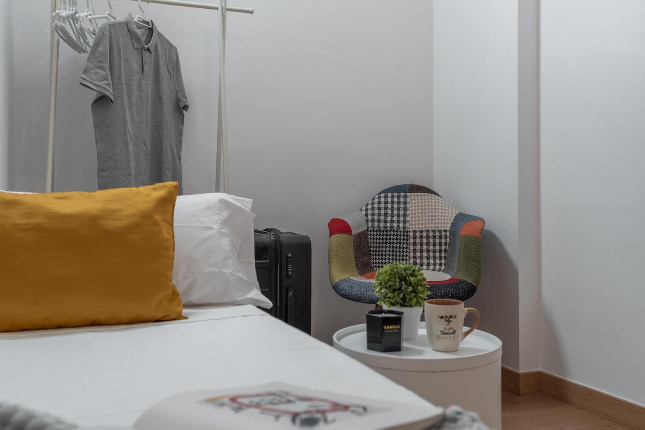 Tuguest Postigo I Catedral Apartment - Free Parking Granada Kültér fotó